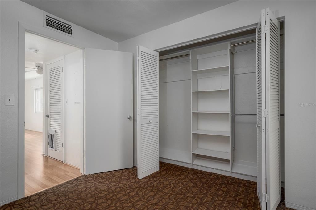 На продажу: $99,000 (1 спален, 1 ванн, 605 Квадратных фут)