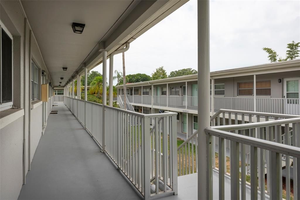 На продажу: $99,000 (1 спален, 1 ванн, 605 Квадратных фут)