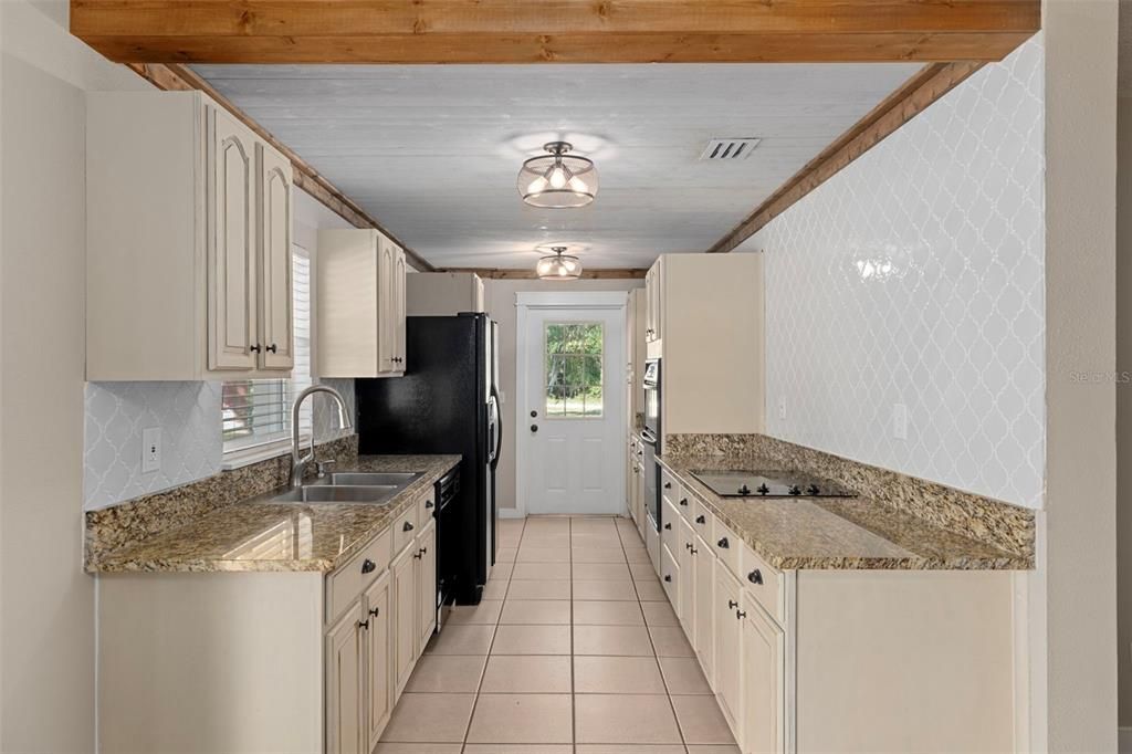 En Venta: $424,900 (3 camas, 2 baños, 1512 Pies cuadrados)