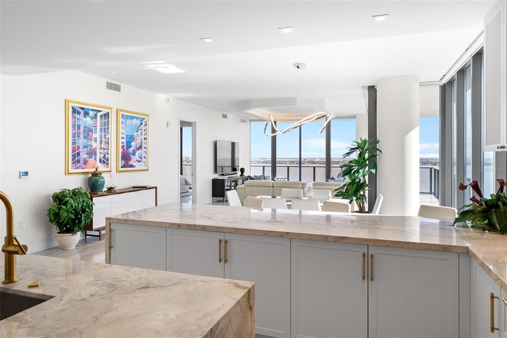 待售: $3,450,000 (3 贝兹, 3 浴室, 2940 平方英尺)