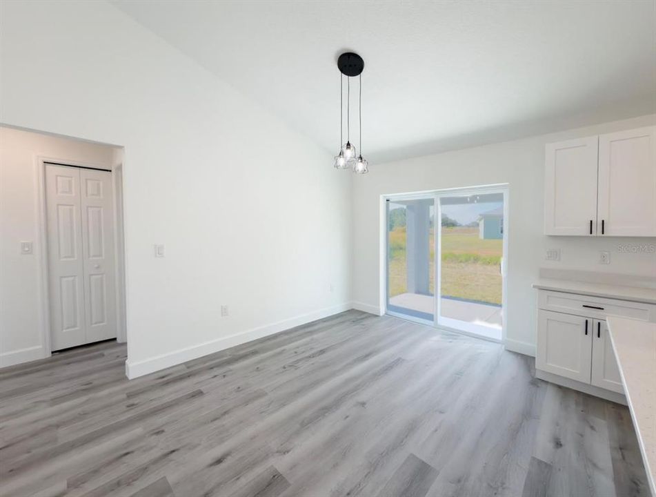 En Venta: $274,800 (3 camas, 2 baños, 1465 Pies cuadrados)