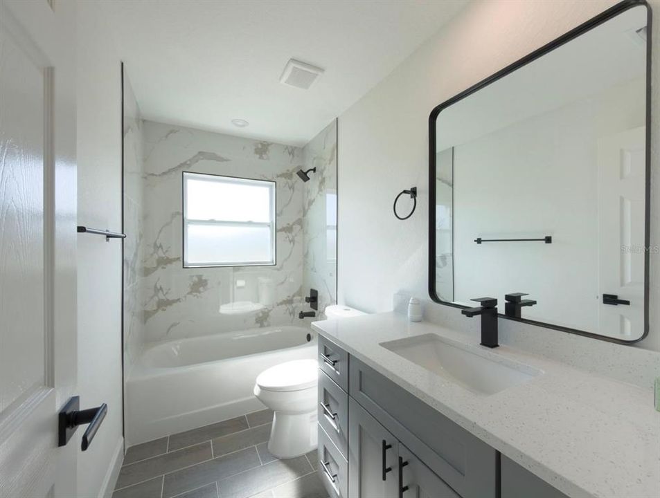 En Venta: $274,800 (3 camas, 2 baños, 1465 Pies cuadrados)