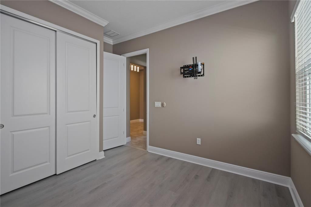 En Venta: $695,000 (3 camas, 2 baños, 2193 Pies cuadrados)