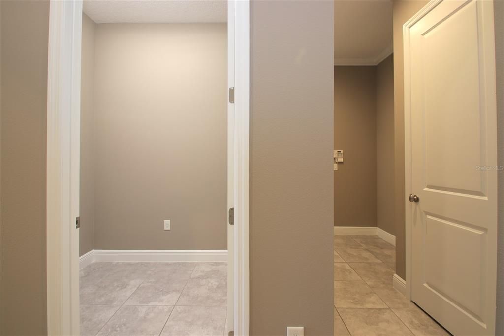 En Venta: $695,000 (3 camas, 2 baños, 2193 Pies cuadrados)