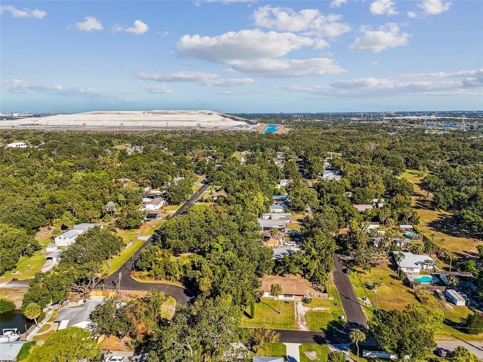 待售: $250,000 (3 贝兹, 1 浴室, 1920 平方英尺)