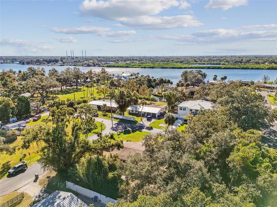 待售: $250,000 (3 贝兹, 1 浴室, 1920 平方英尺)