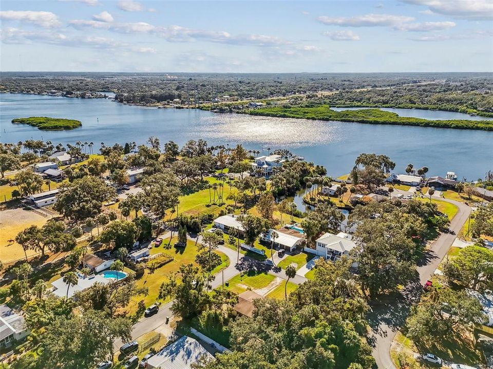 待售: $250,000 (3 贝兹, 1 浴室, 1920 平方英尺)