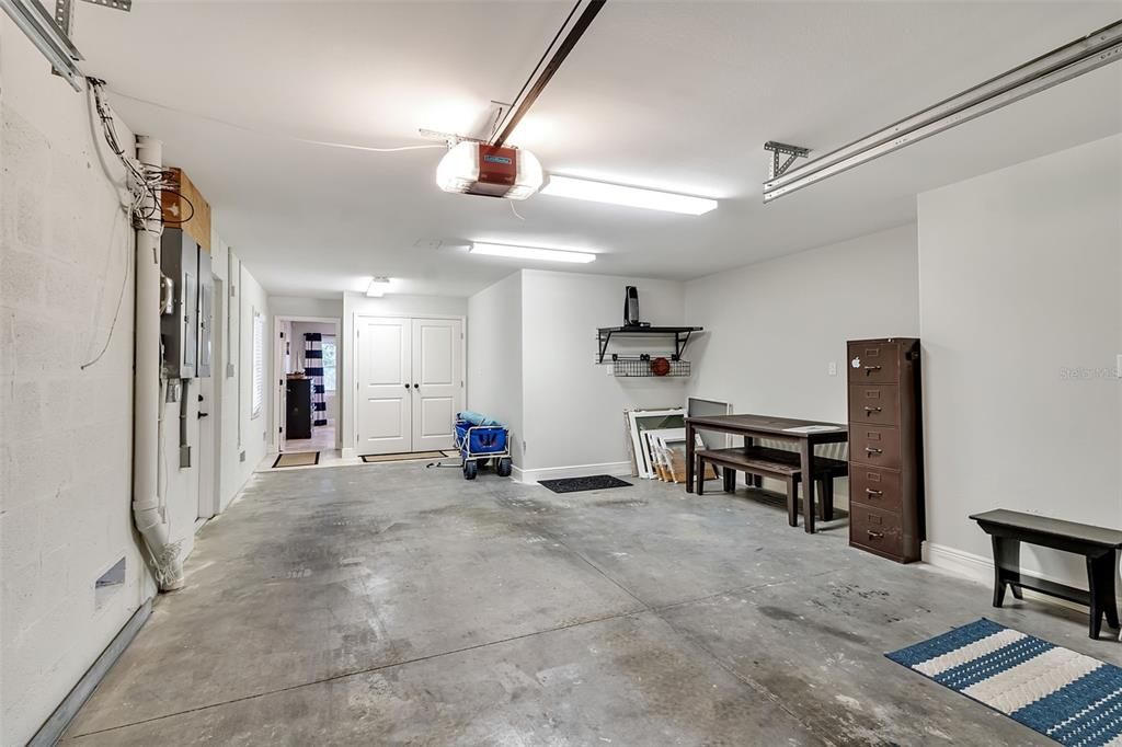 En Venta: $3,950,000 (4 camas, 3 baños, 4330 Pies cuadrados)