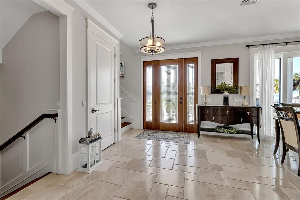 En Venta: $3,950,000 (4 camas, 3 baños, 4330 Pies cuadrados)