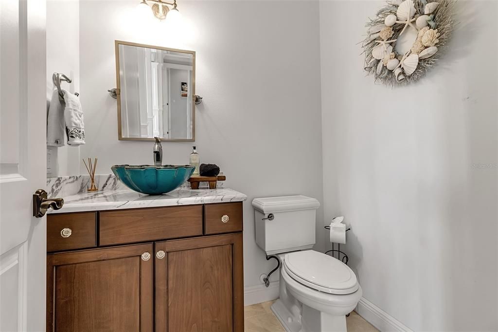 En Venta: $3,950,000 (4 camas, 3 baños, 4330 Pies cuadrados)