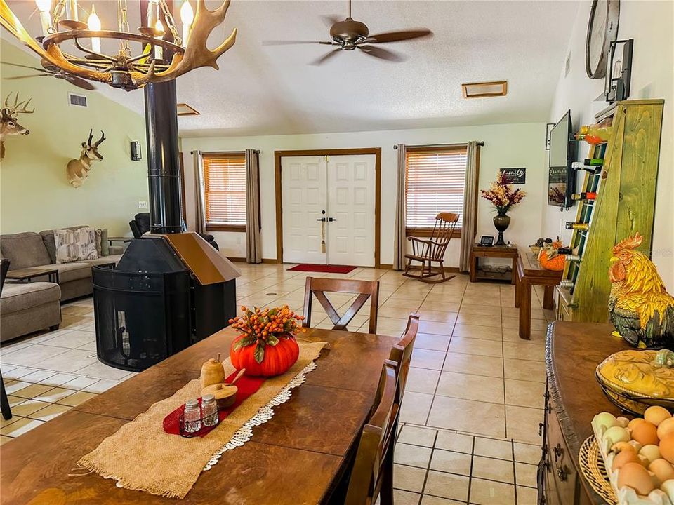 待售: $498,000 (3 贝兹, 2 浴室, 1680 平方英尺)