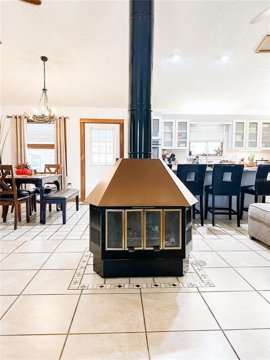 待售: $498,000 (3 贝兹, 2 浴室, 1680 平方英尺)