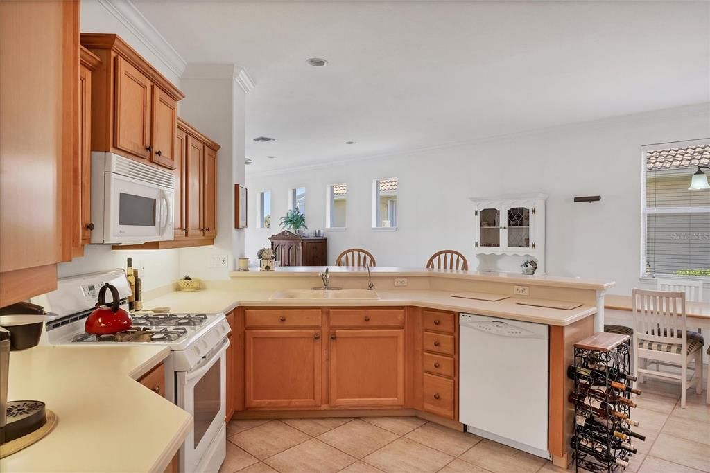 For Sale: $460,000 (3 beds, 2 baths, 2147 Square Feet)