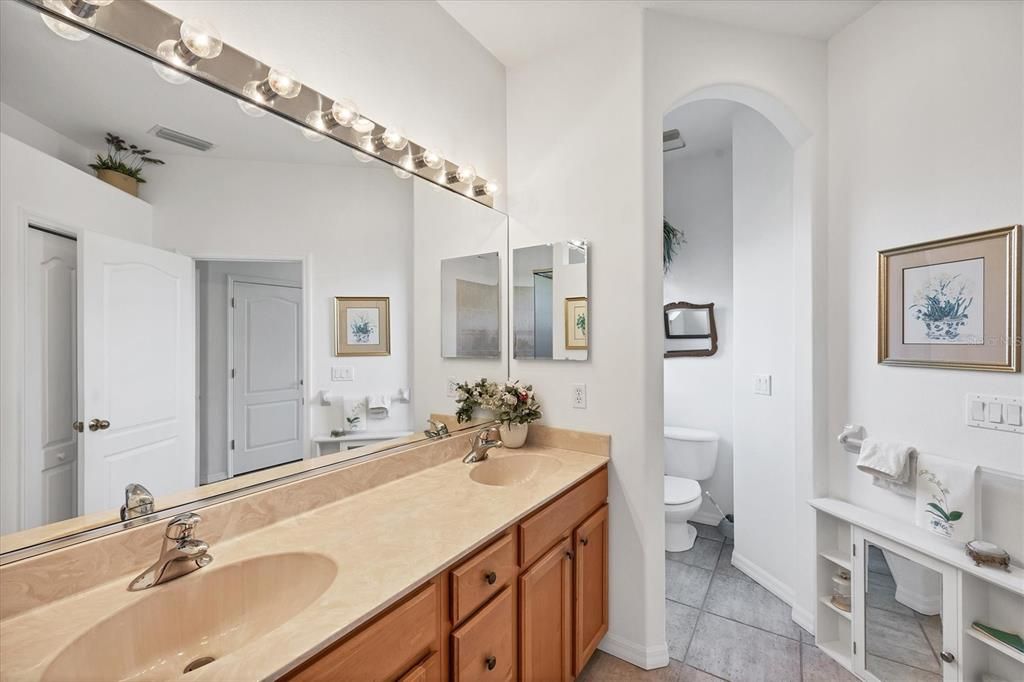 For Sale: $460,000 (3 beds, 2 baths, 2147 Square Feet)