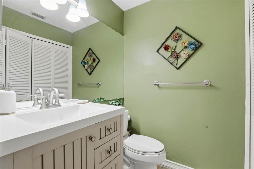 For Sale: $368,000 (3 beds, 2 baths, 1566 Square Feet)