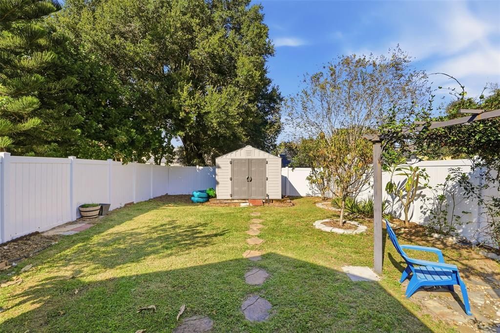 For Sale: $368,000 (3 beds, 2 baths, 1566 Square Feet)