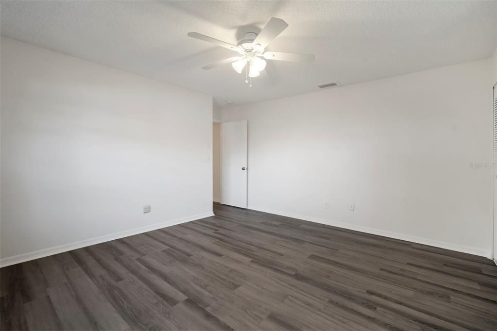 待售: $174,900 (2 贝兹, 2 浴室, 1857 平方英尺)