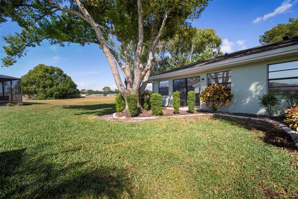 待售: $174,900 (2 贝兹, 2 浴室, 1857 平方英尺)