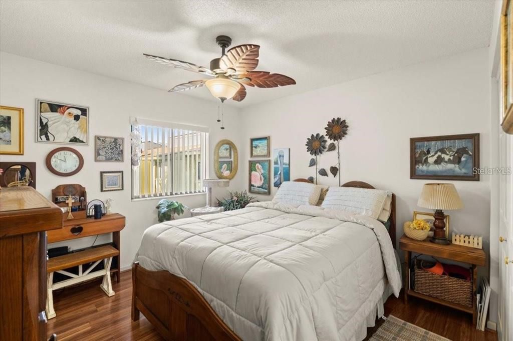 На продажу: $195,000 (2 спален, 2 ванн, 1006 Квадратных фут)