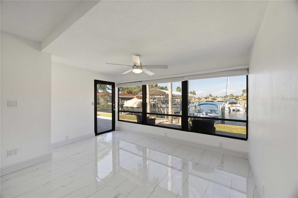 For Sale: $484,900 (2 beds, 2 baths, 1120 Square Feet)