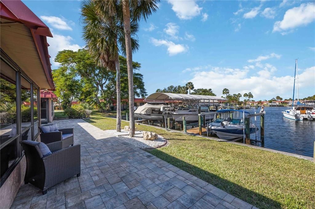 For Sale: $484,900 (2 beds, 2 baths, 1120 Square Feet)