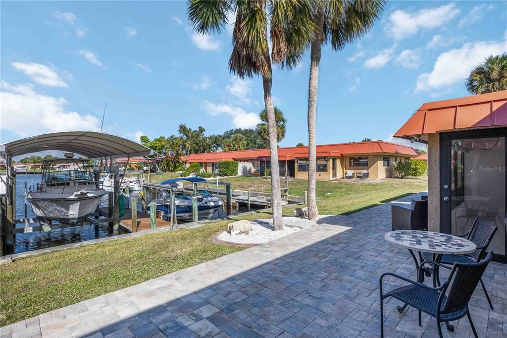 For Sale: $484,900 (2 beds, 2 baths, 1120 Square Feet)