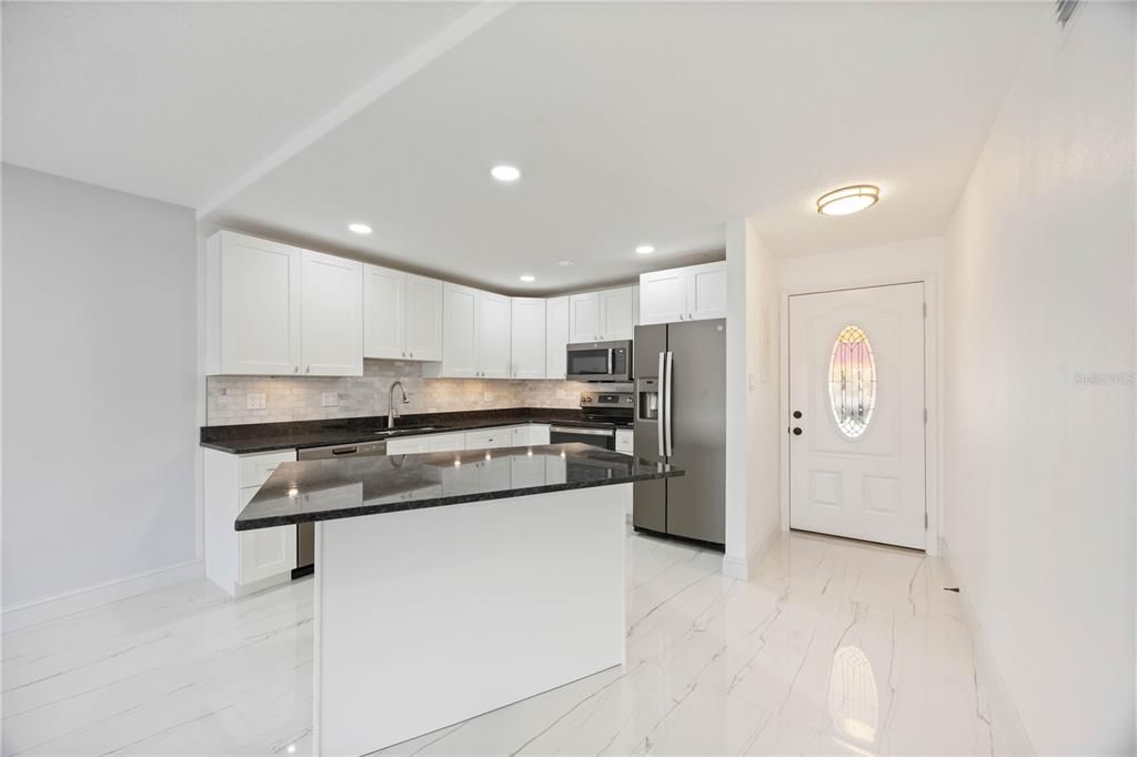 For Sale: $484,900 (2 beds, 2 baths, 1120 Square Feet)