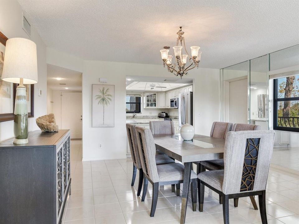 For Sale: $429,000 (2 beds, 2 baths, 1550 Square Feet)