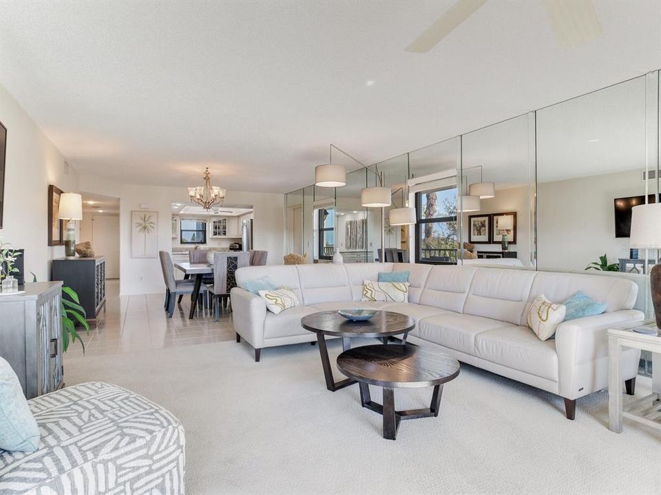 For Sale: $429,000 (2 beds, 2 baths, 1550 Square Feet)