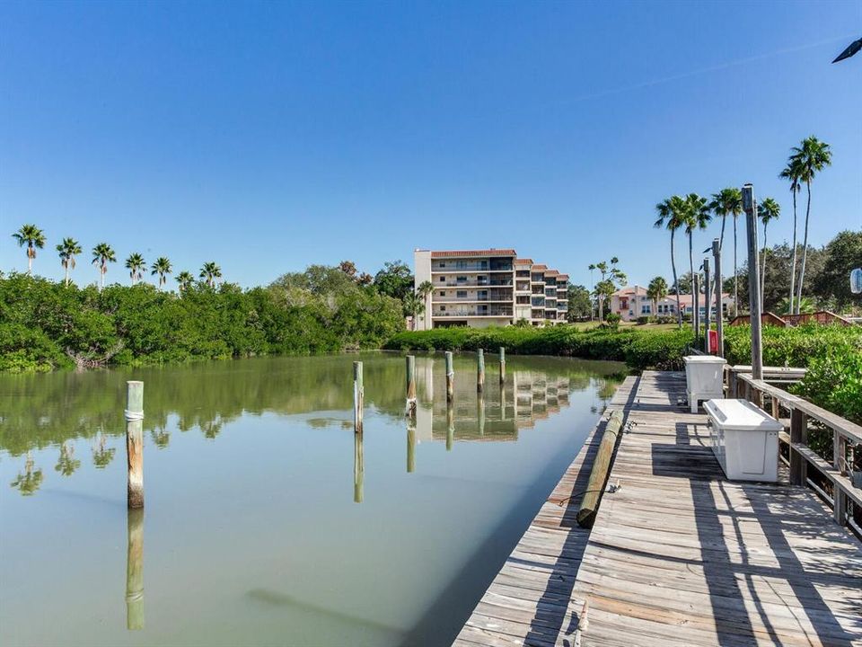 For Sale: $429,000 (2 beds, 2 baths, 1550 Square Feet)