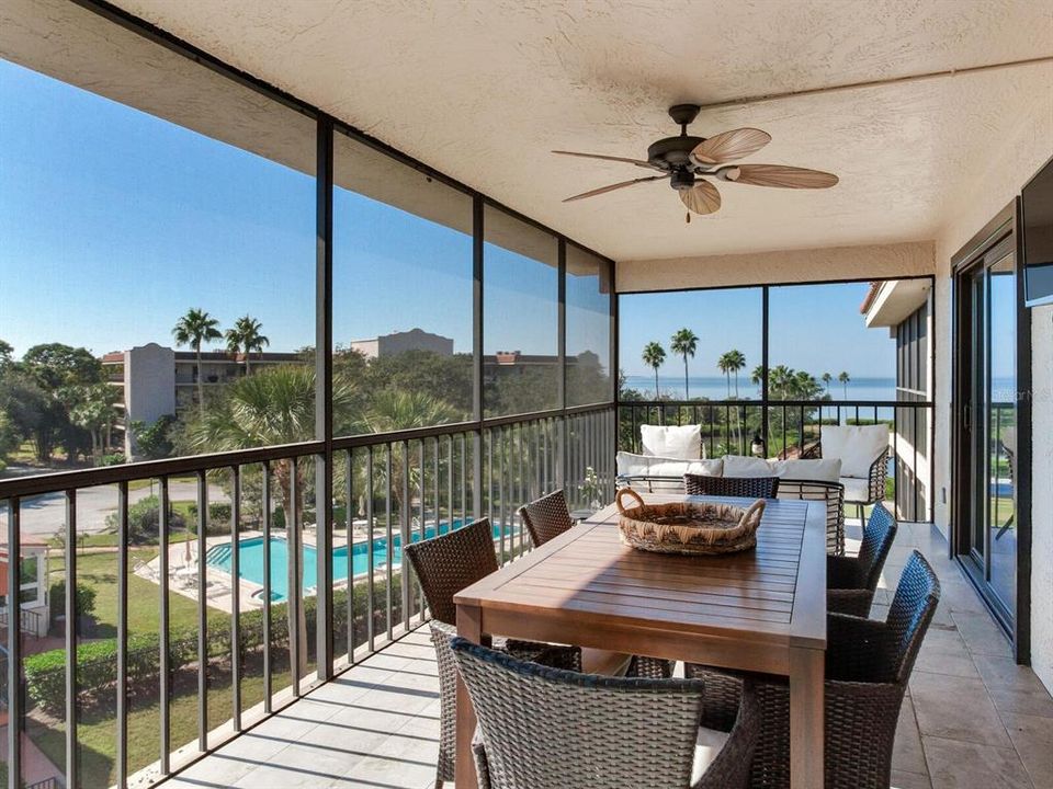 For Sale: $429,000 (2 beds, 2 baths, 1550 Square Feet)