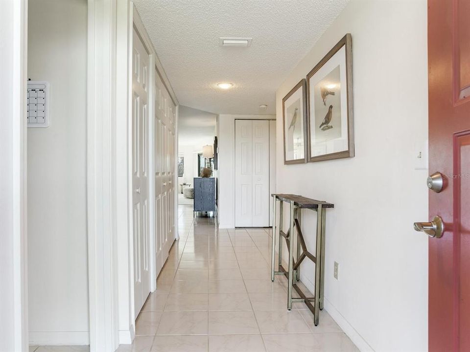 For Sale: $429,000 (2 beds, 2 baths, 1550 Square Feet)