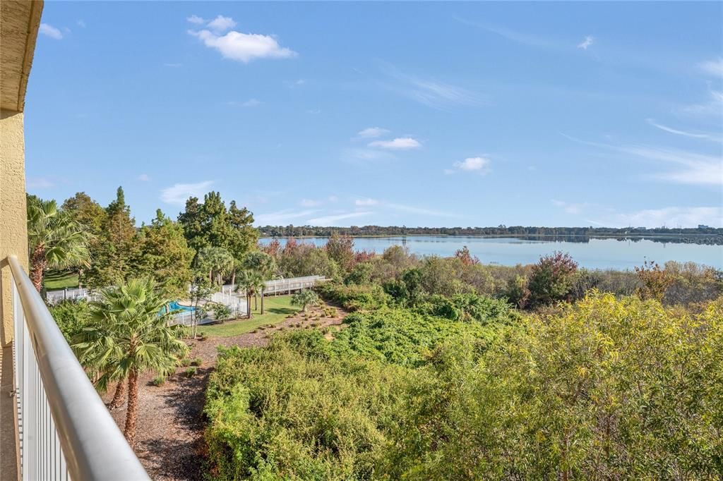 待售: $385,000 (2 贝兹, 2 浴室, 1810 平方英尺)