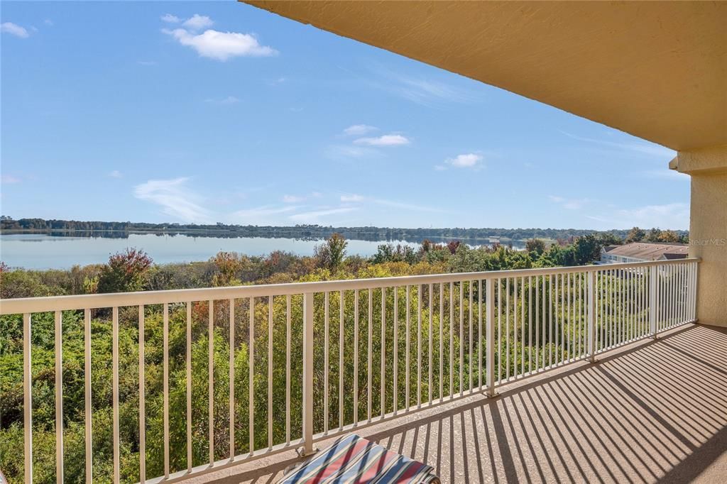 待售: $385,000 (2 贝兹, 2 浴室, 1810 平方英尺)