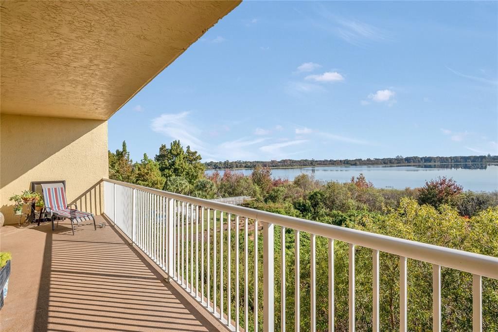 待售: $385,000 (2 贝兹, 2 浴室, 1810 平方英尺)