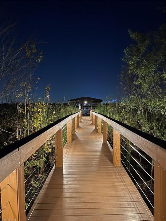 待售: $385,000 (2 贝兹, 2 浴室, 1810 平方英尺)