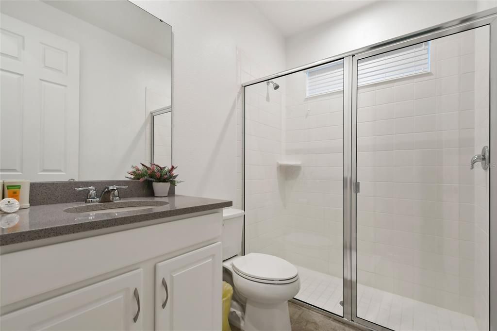 待售: $699,000 (7 贝兹, 6 浴室, 3533 平方英尺)