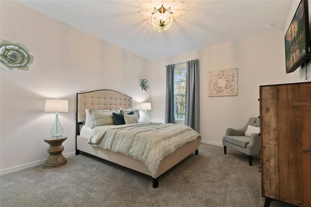 待售: $699,000 (7 贝兹, 6 浴室, 3533 平方英尺)