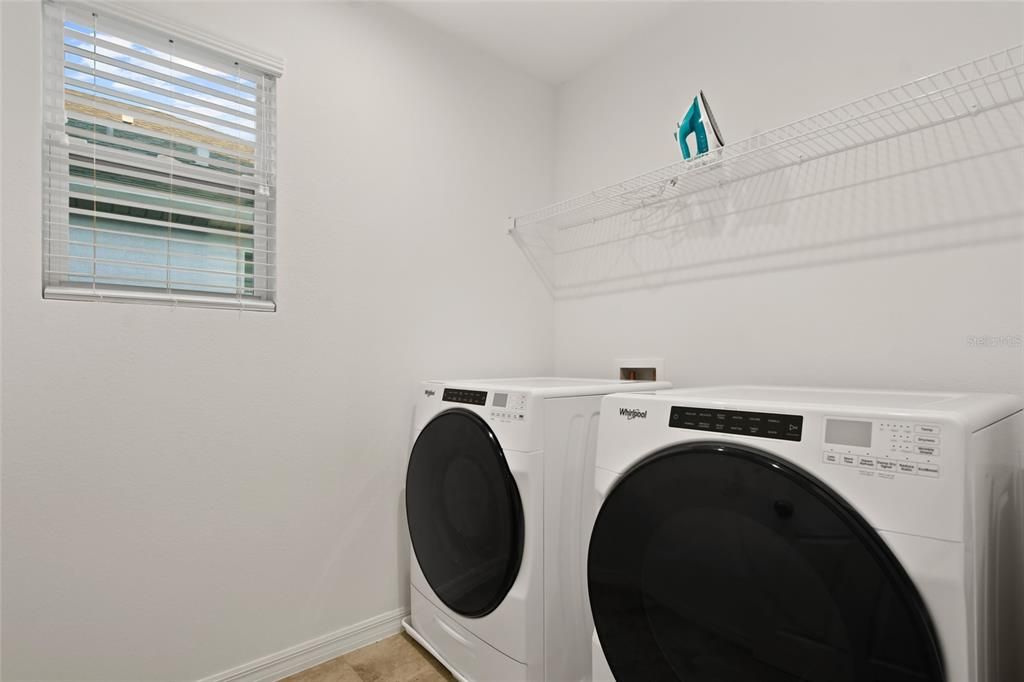 待售: $699,000 (7 贝兹, 6 浴室, 3533 平方英尺)