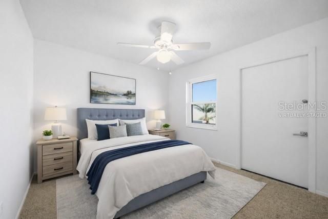 待售: $439,000 (2 贝兹, 2 浴室, 829 平方英尺)