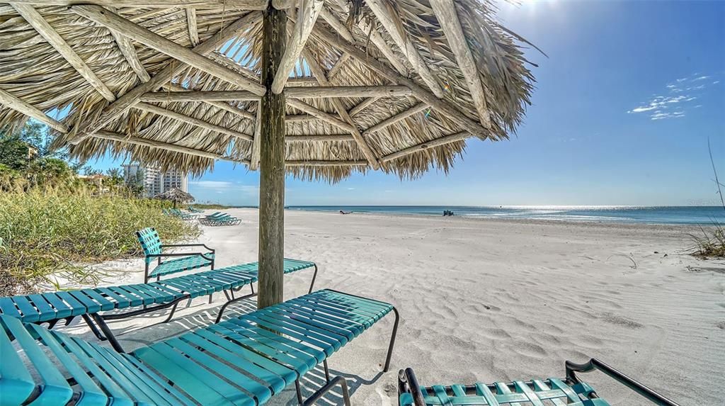 For Sale: $1,595,000 (2 beds, 2 baths, 1470 Square Feet)