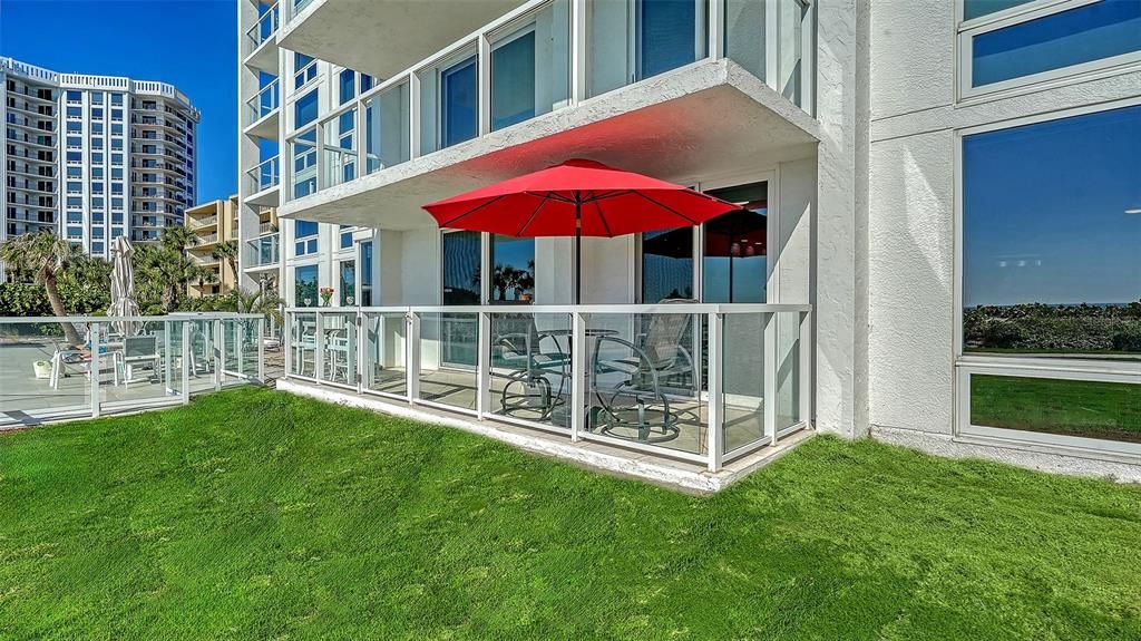 For Sale: $1,595,000 (2 beds, 2 baths, 1470 Square Feet)