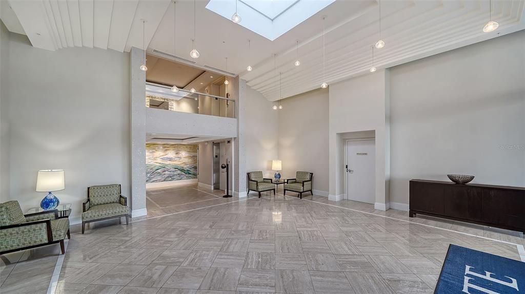 For Sale: $1,595,000 (2 beds, 2 baths, 1470 Square Feet)