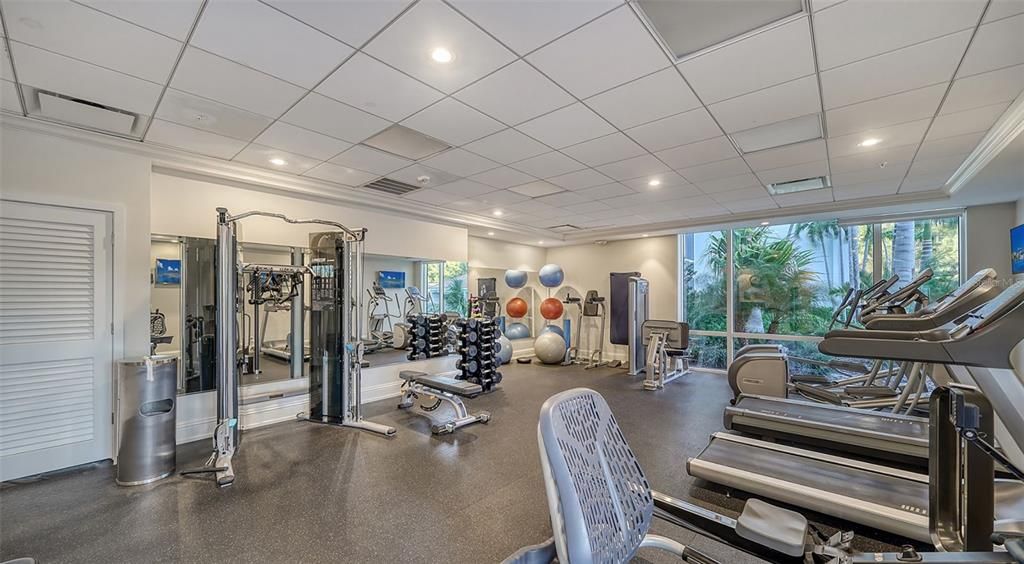 For Sale: $1,595,000 (2 beds, 2 baths, 1470 Square Feet)