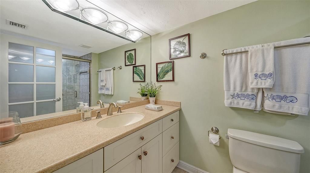 For Sale: $1,595,000 (2 beds, 2 baths, 1470 Square Feet)