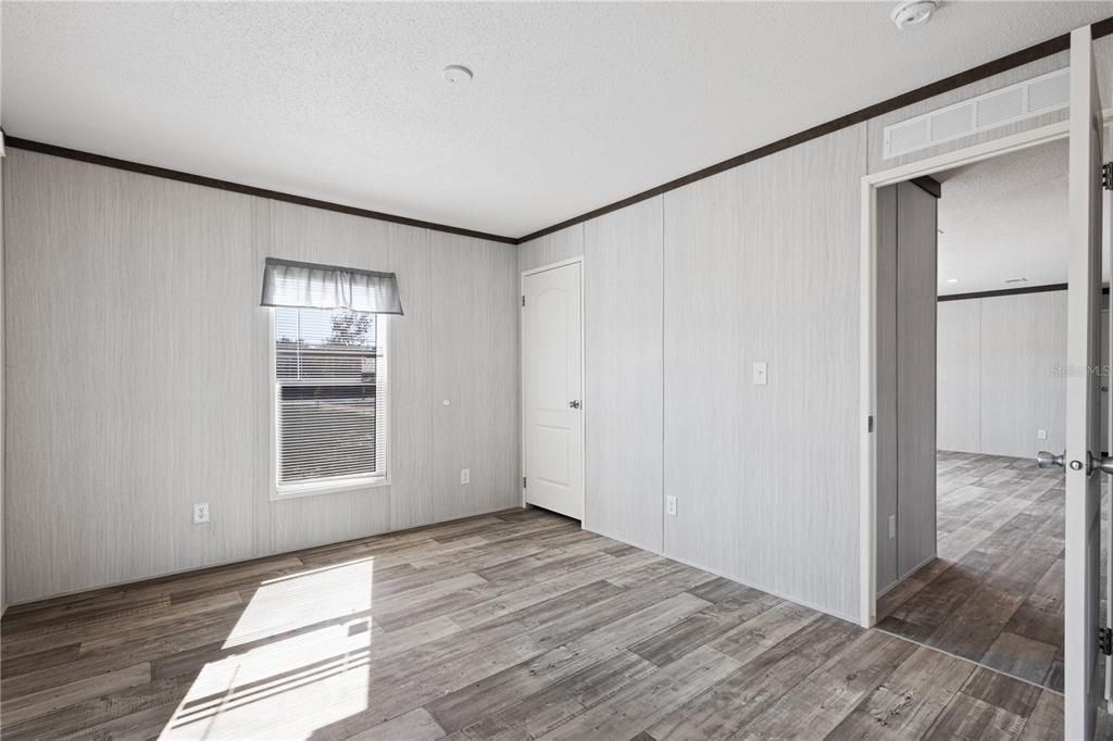 На продажу: $355,000 (2 спален, 2 ванн, 840 Квадратных фут)