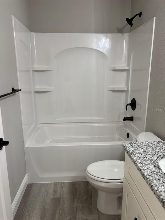 待售: $234,900 (3 贝兹, 2 浴室, 1405 平方英尺)