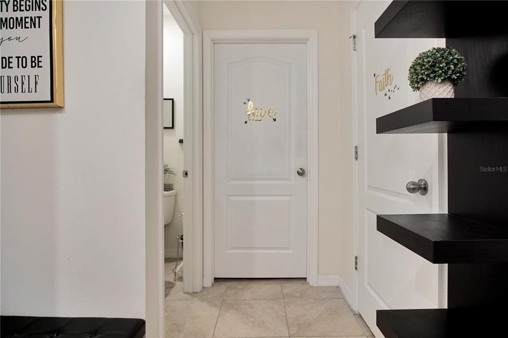 For Rent: $2,045 (4 beds, 2 baths, 1851 Square Feet)