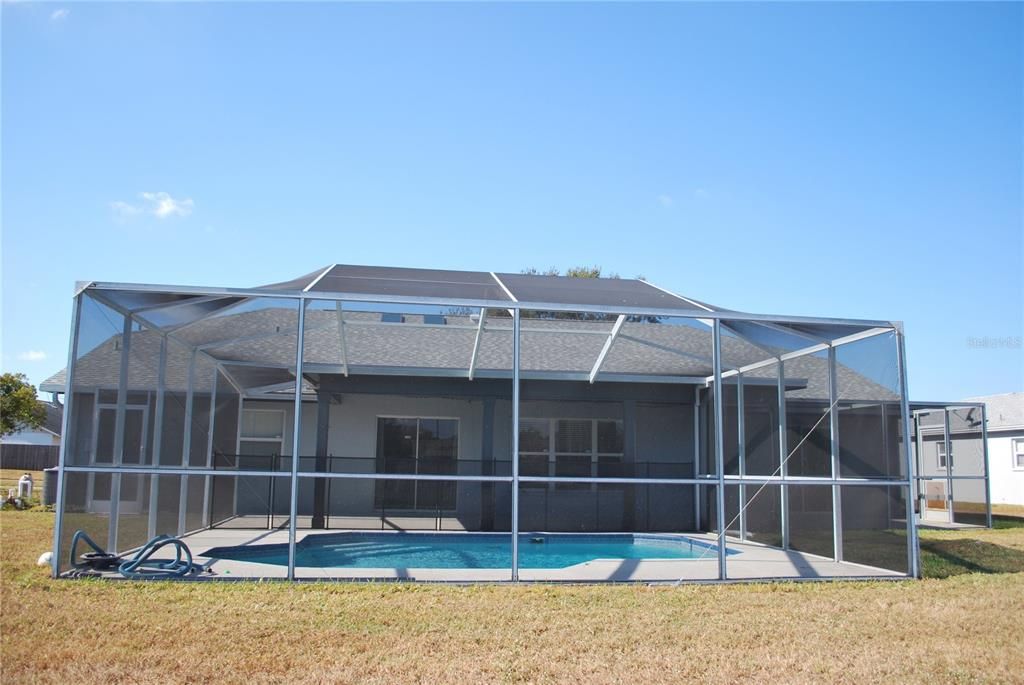 For Rent: $2,950 (4 beds, 3 baths, 2380 Square Feet)