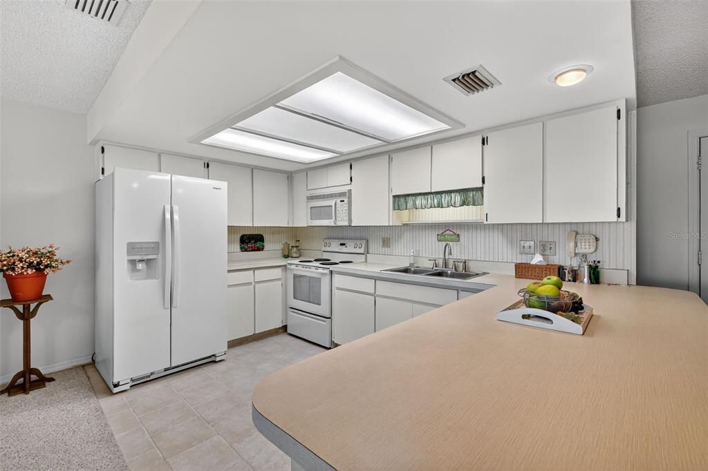 待售: $795,000 (3 贝兹, 2 浴室, 2095 平方英尺)